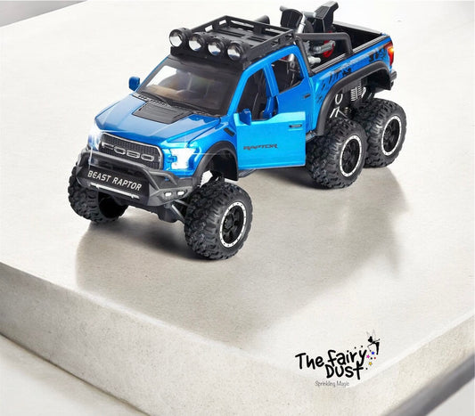 1:28 & 1:24 Off Roader SUV , 6 wheels Double Cabin with a Bike Rig + Stand