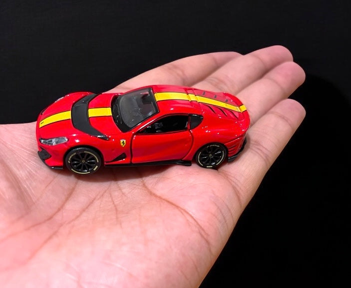 1:64 Bburago Scale Model Die Cast- Ferrari - 812 Competizione - Red & Yellow - Moving Parts