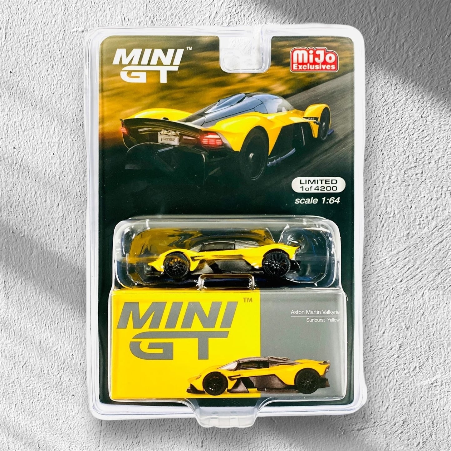 *MINI GT - 1:64 - Imported - Aston Martin Valkyrie -Sunburst Yellow
