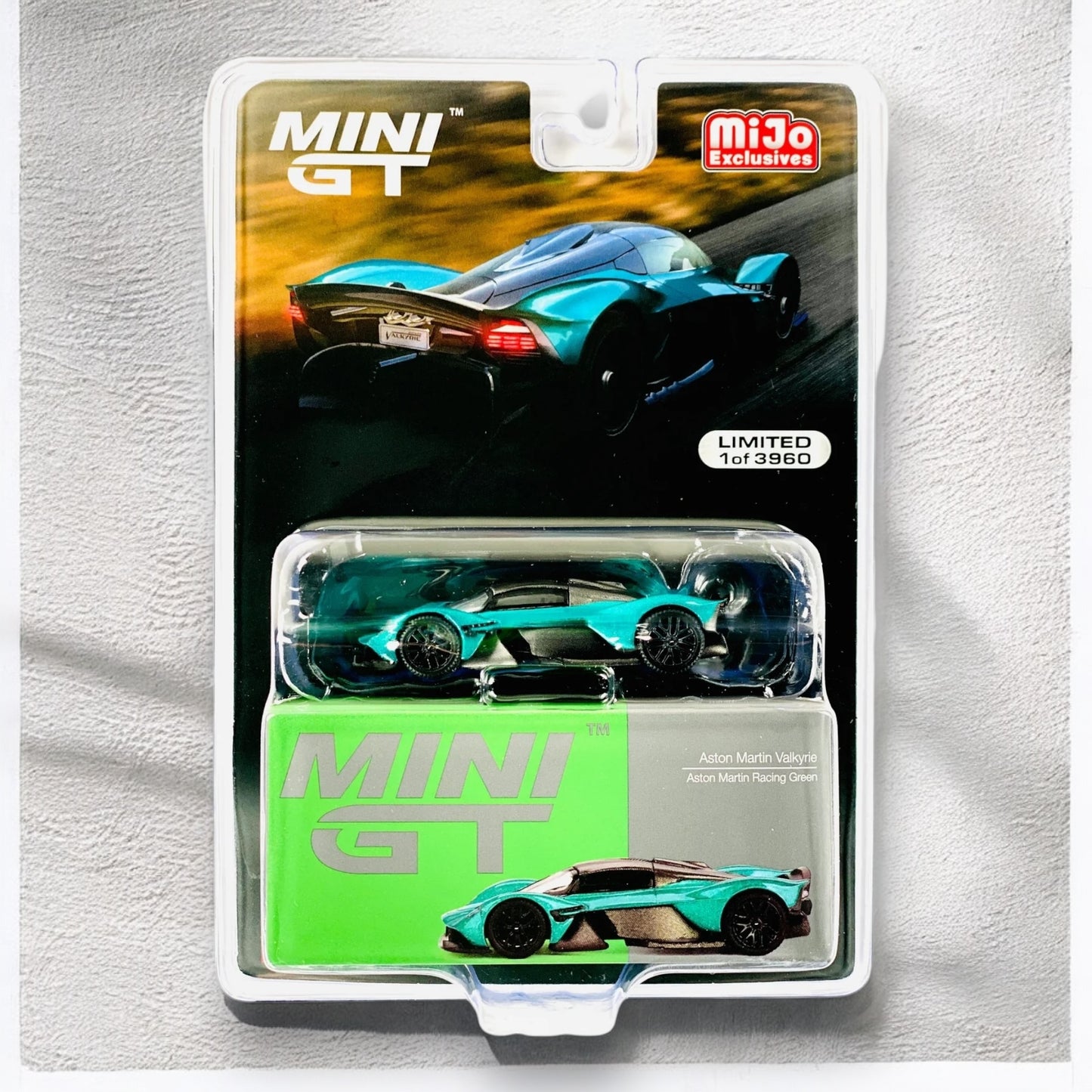 *MINI GT - 1:64 - Imported - Aston Martin Valkyrie Racing Green