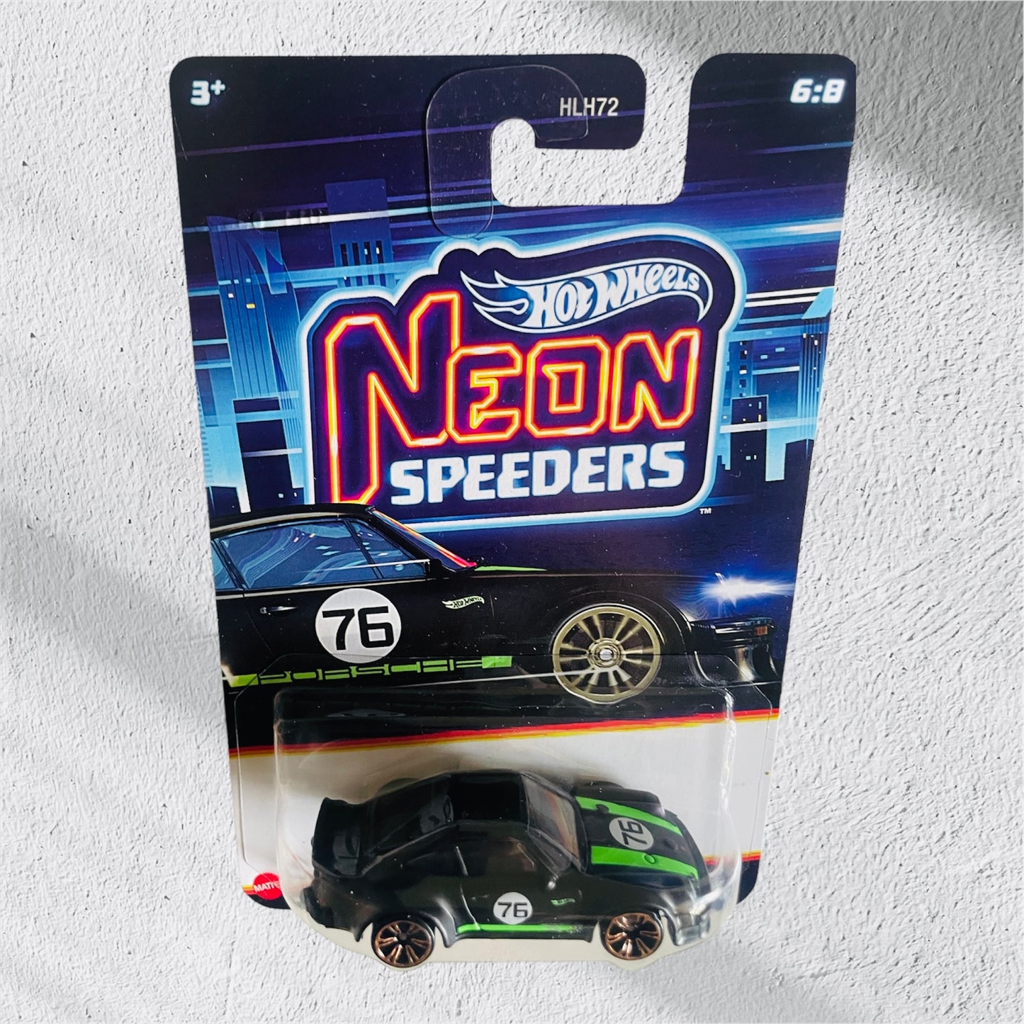 Hot Wheels Premium 1:64- Neon Speeders – Porche 934 Turbo RSR