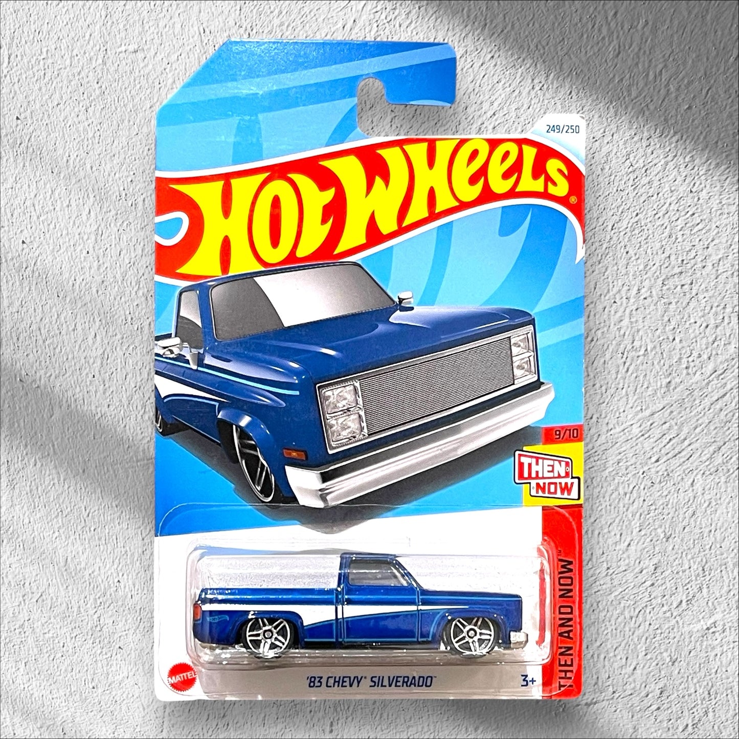 Hot Wheels - Premium 1:64 - 83 ‘Chevy Silverado (Rare)
