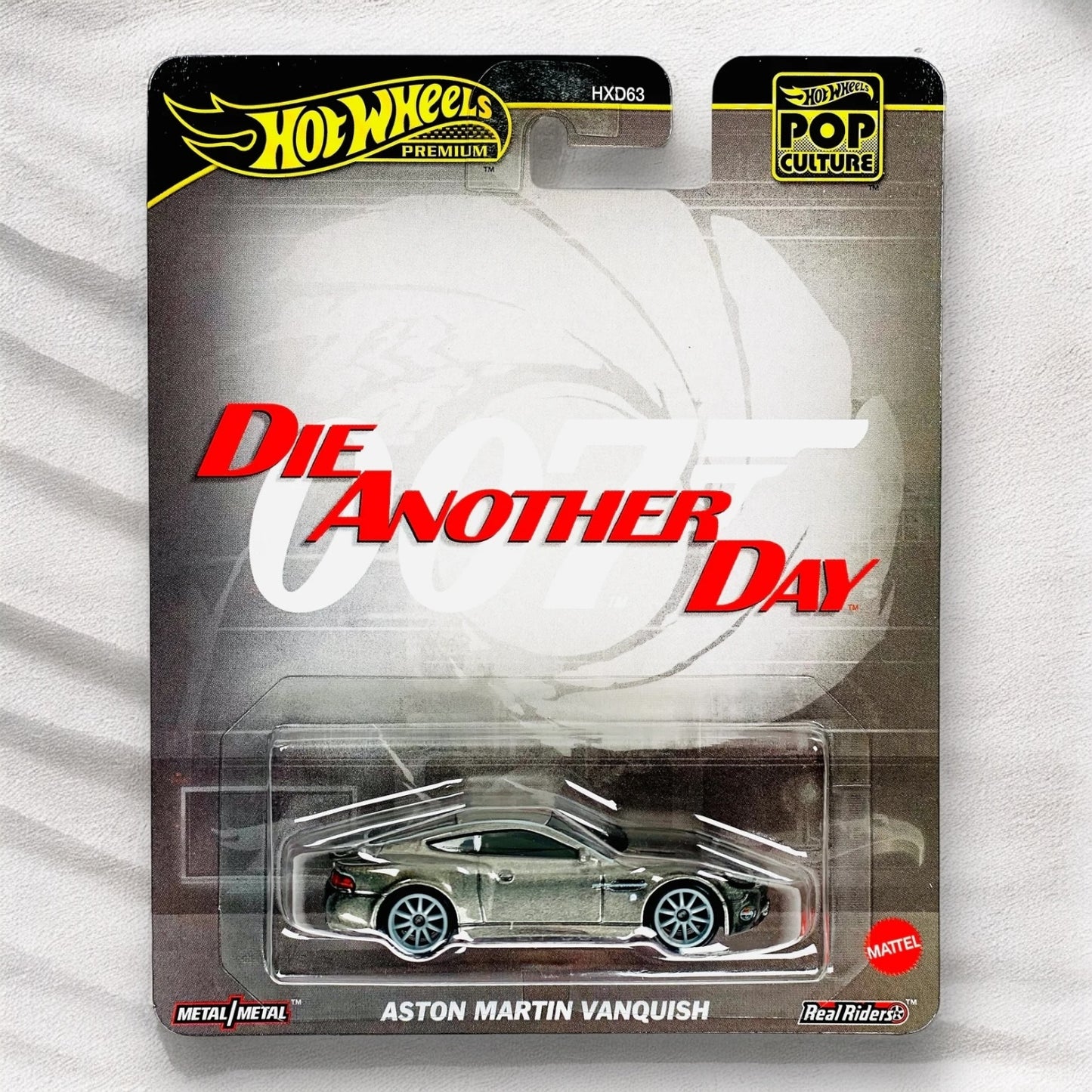 Hot Wheels - Premium 1:64 Aston Martin Vanquish - Die Another Day Edition