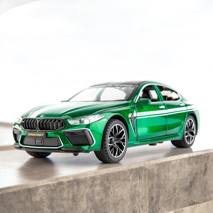 1:24 Die Cast BMW - M8 Manhart Series Mystique Green