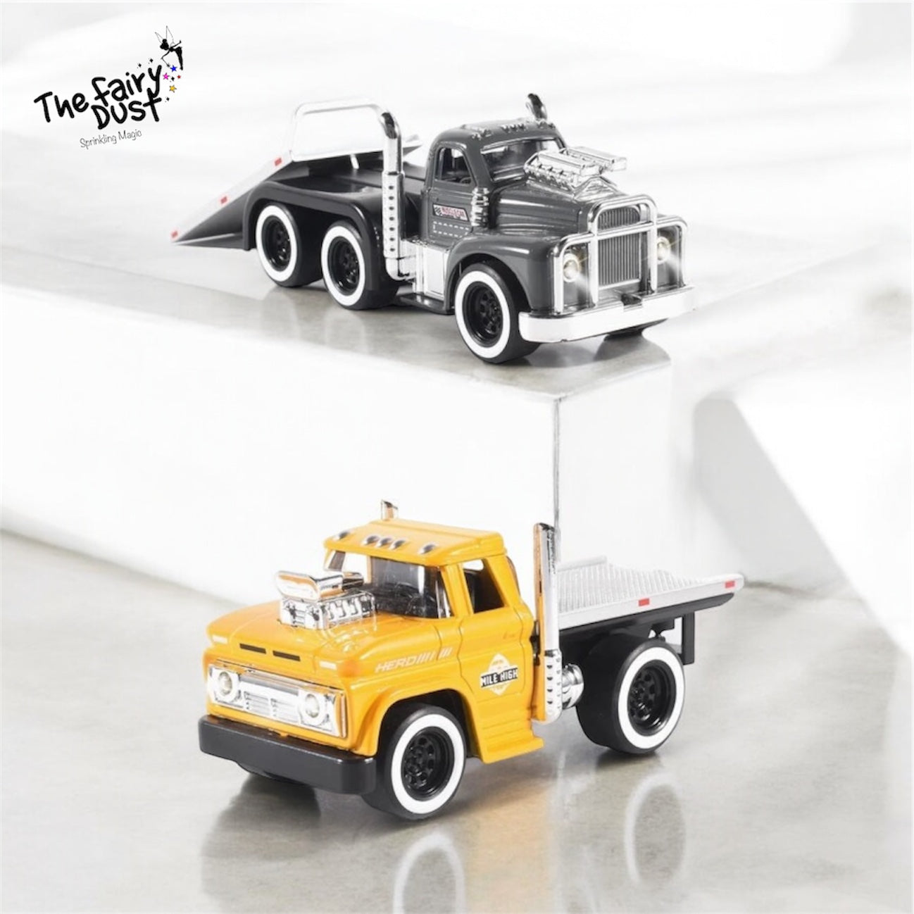 Autobahn - Trailer & Vehicle (Die Cast Working Headlights, Sound & Pull back) - Import