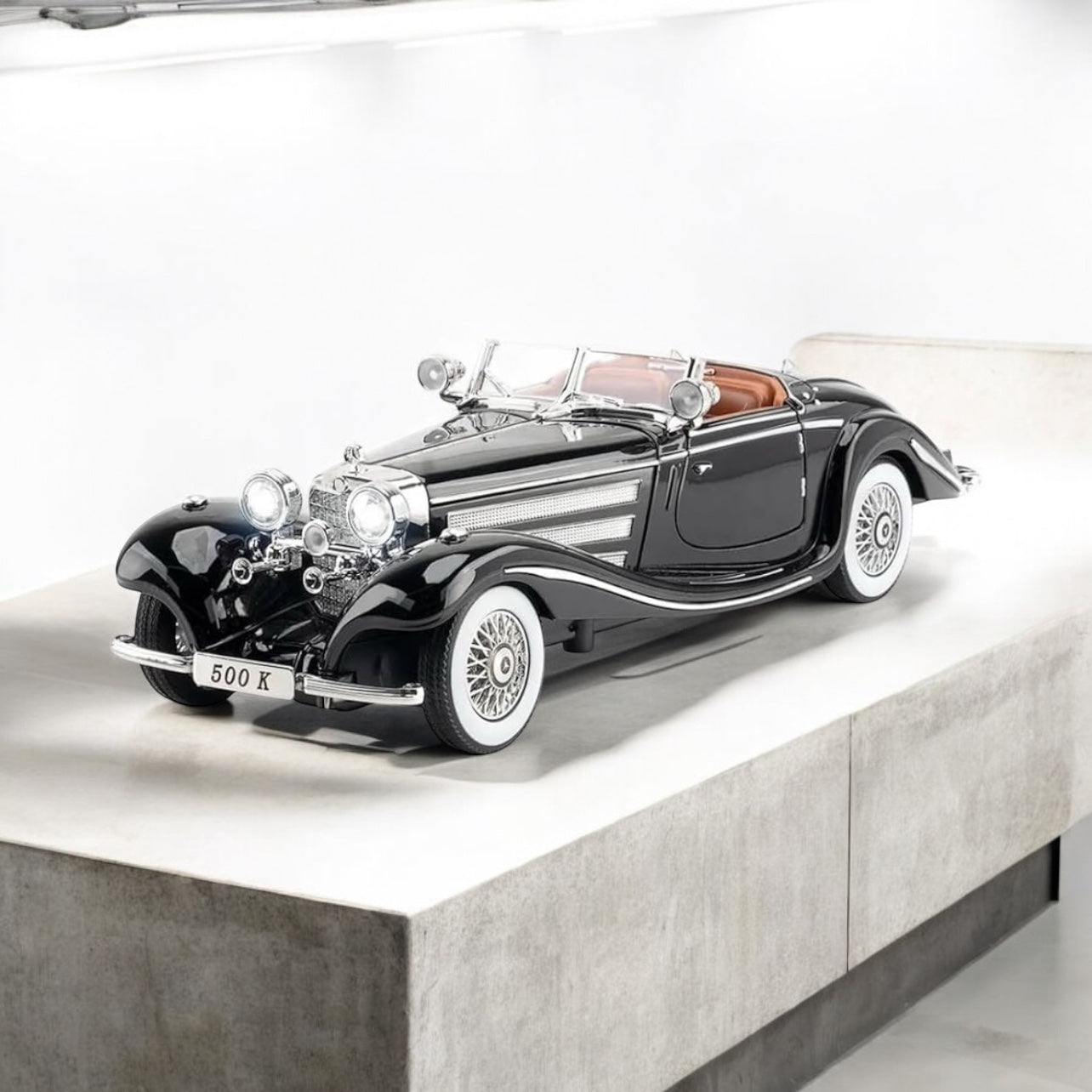 1:24 - Die-Cast 1934 Mercedes Benz 500 k Vintage (Black & Chrome)