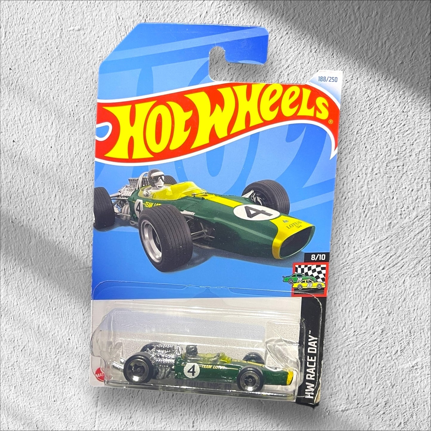 Hot Wheels - Premium - 1:64 - 67 LOTUS TYPE 49 racer car