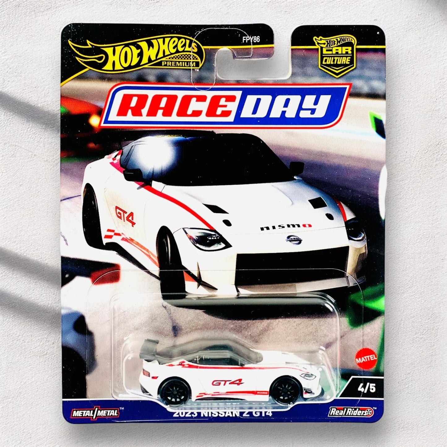 Hot Wheels - Premium Race Day - Nissan Z GT4 (white & red)