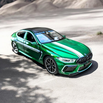 1:24 Die Cast BMW - M8 Manhart Series Mystique Green