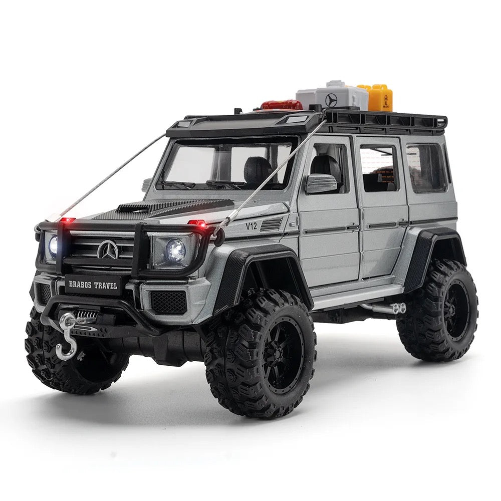 1:24 - Die cast Off- road Merc. Benz G Class Truck