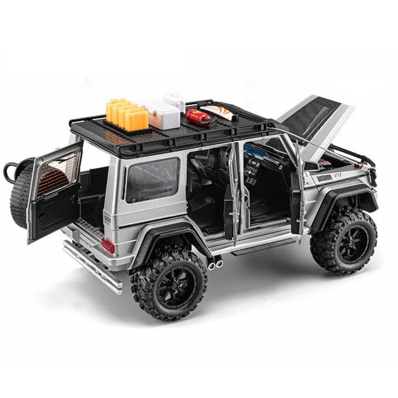 1:24 - Die cast Off- road Merc. Benz G Class Truck
