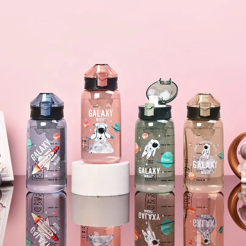 Galaxy - Sipper for boys and girls. 4 amazing design and colours to select from. Best Quality ; BPA free. (730 ml capacity)