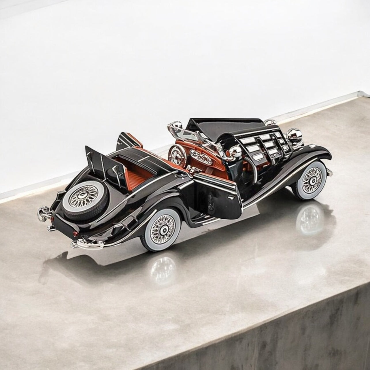 1:24 - Die-Cast 1934 Mercedes Benz 500 k Vintage (Black & Chrome)
