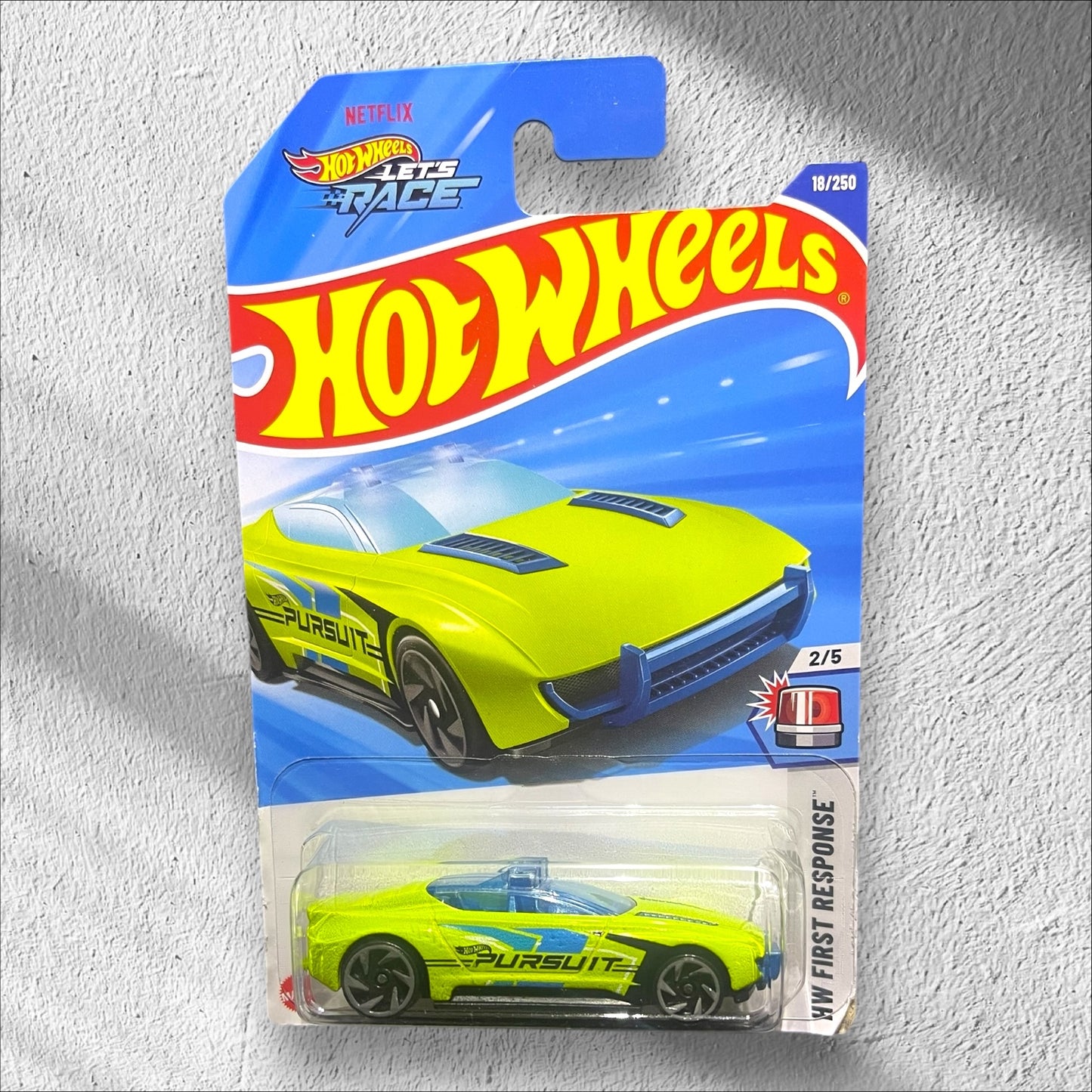 Hot Wheels - Premium - 1:64- Alpha pursuit