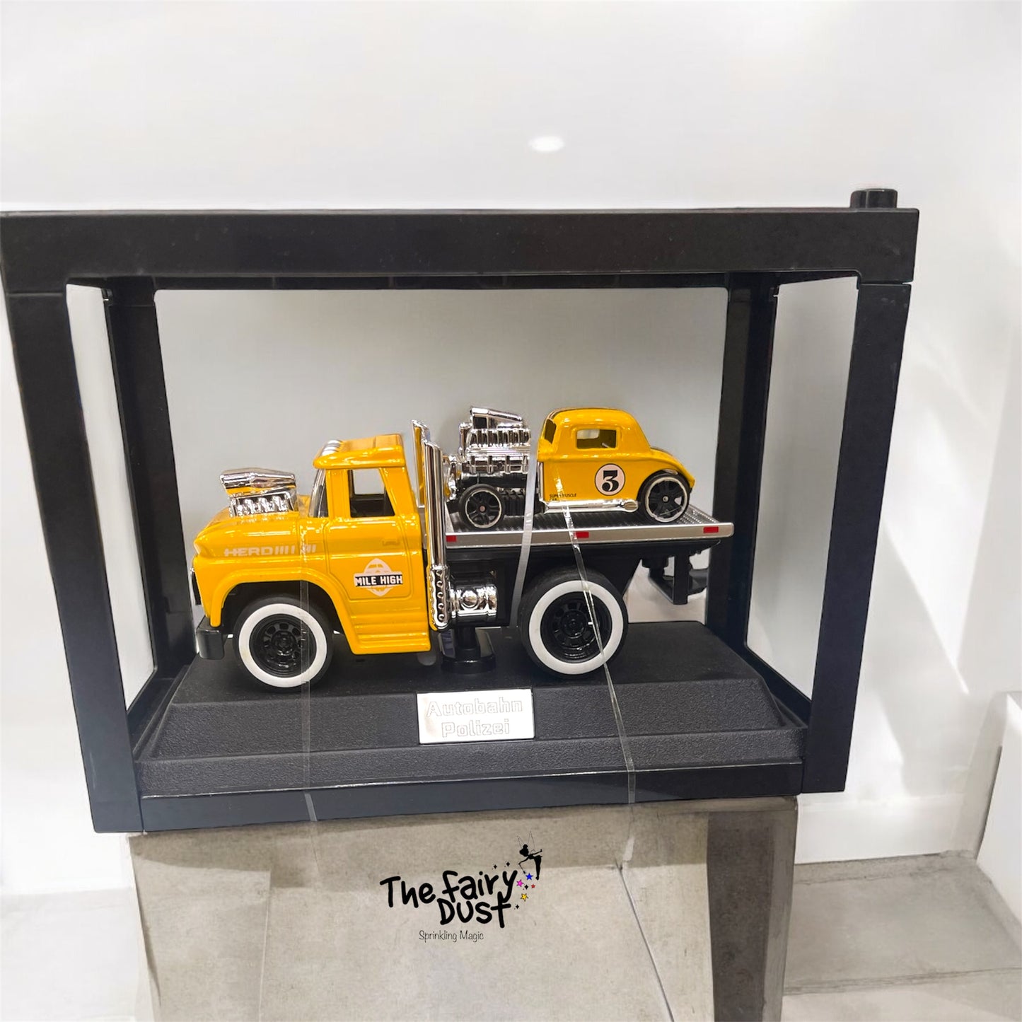 Autobahn - Trailer & Vehicle (Die Cast Working Headlights, Sound & Pull back) - Import