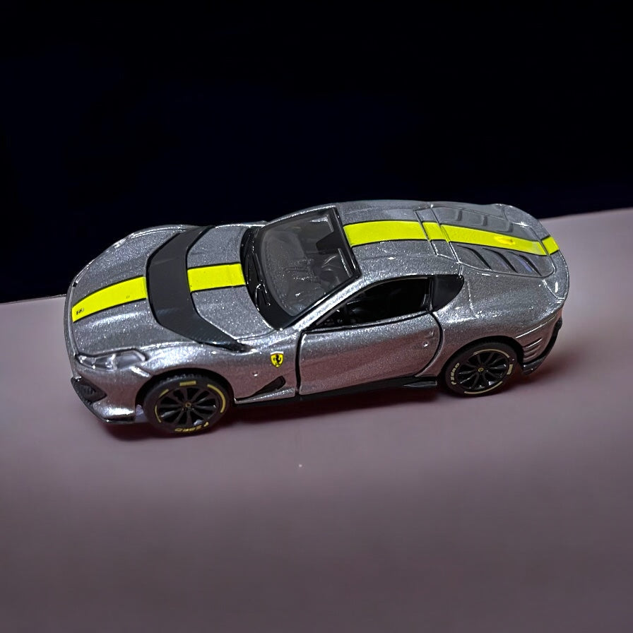 1:64 Bburago Scale Model Die Cast- Ferrari - 812 Competizione - Silver - Moving Parts