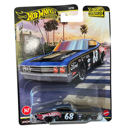 Hot Wheels Premium Boulevard'69 Ford Torino Talladega imported