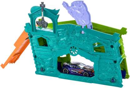 Hot Wheels city - Ghost Garage Play Set  (Track not included)