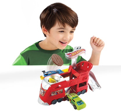 Hot Wheels city - Dine & Dash Play Set  (track not included)